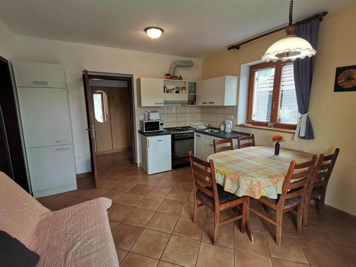 Apartment Rakuscek Kobarid Esterno foto